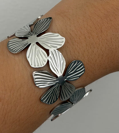 Silver Flowers II