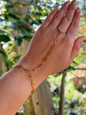 GOLDEN HEART HANDCHAIN